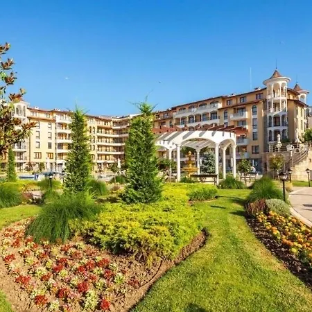 Royal Sun Complex Apartament *